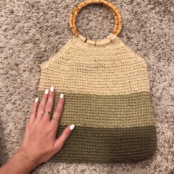 Wicker purse with bamboo handles - Picture 1 of 2
